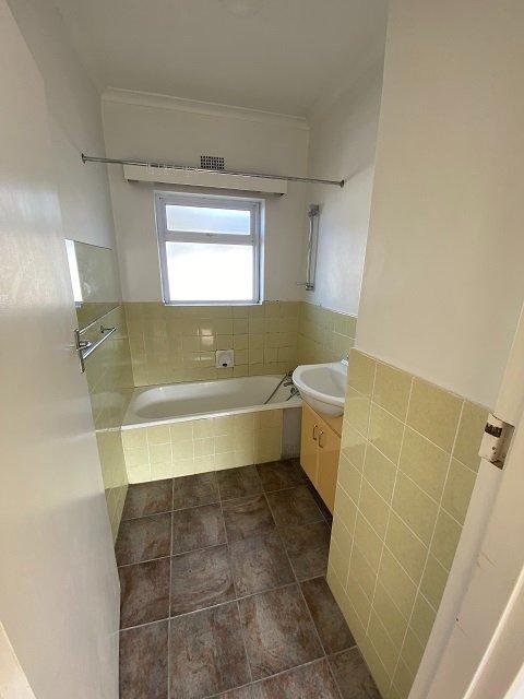To Let 1 Bedroom Property for Rent in Fish Hoek Western Cape